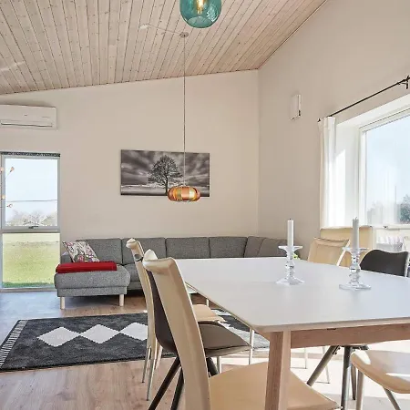 Holiday home 6 Person In Nex Nexo